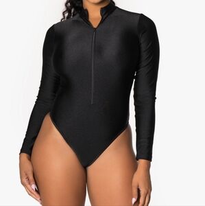 NWOT**Women's Black Zip-Up Bodysuit